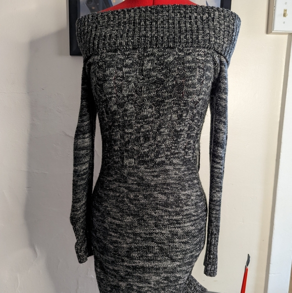 Charlotte Russe Dresses & Skirts - Small Gray Charlotte Russe Long Sleeve Sweater Dress